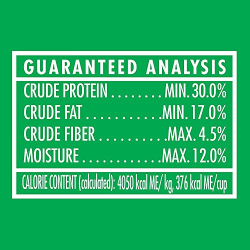 New TEMPTATIONS Classic Treats for Cats | 30 oz tub, Seafood Medley