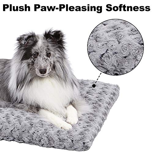 New MidWest Homes Swirl Plush Pet Bed | Gray, 24 inch